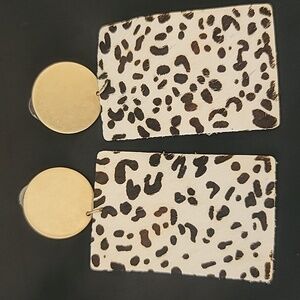 Lightweight Leopard Earrings